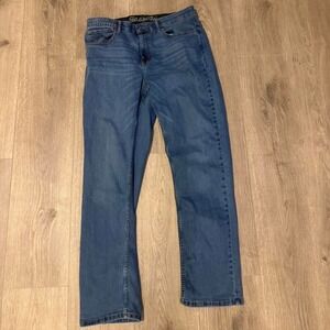 Eddie Bauer Classic Straight Fit Jeans Men's 34x32 Medium Blue Wash